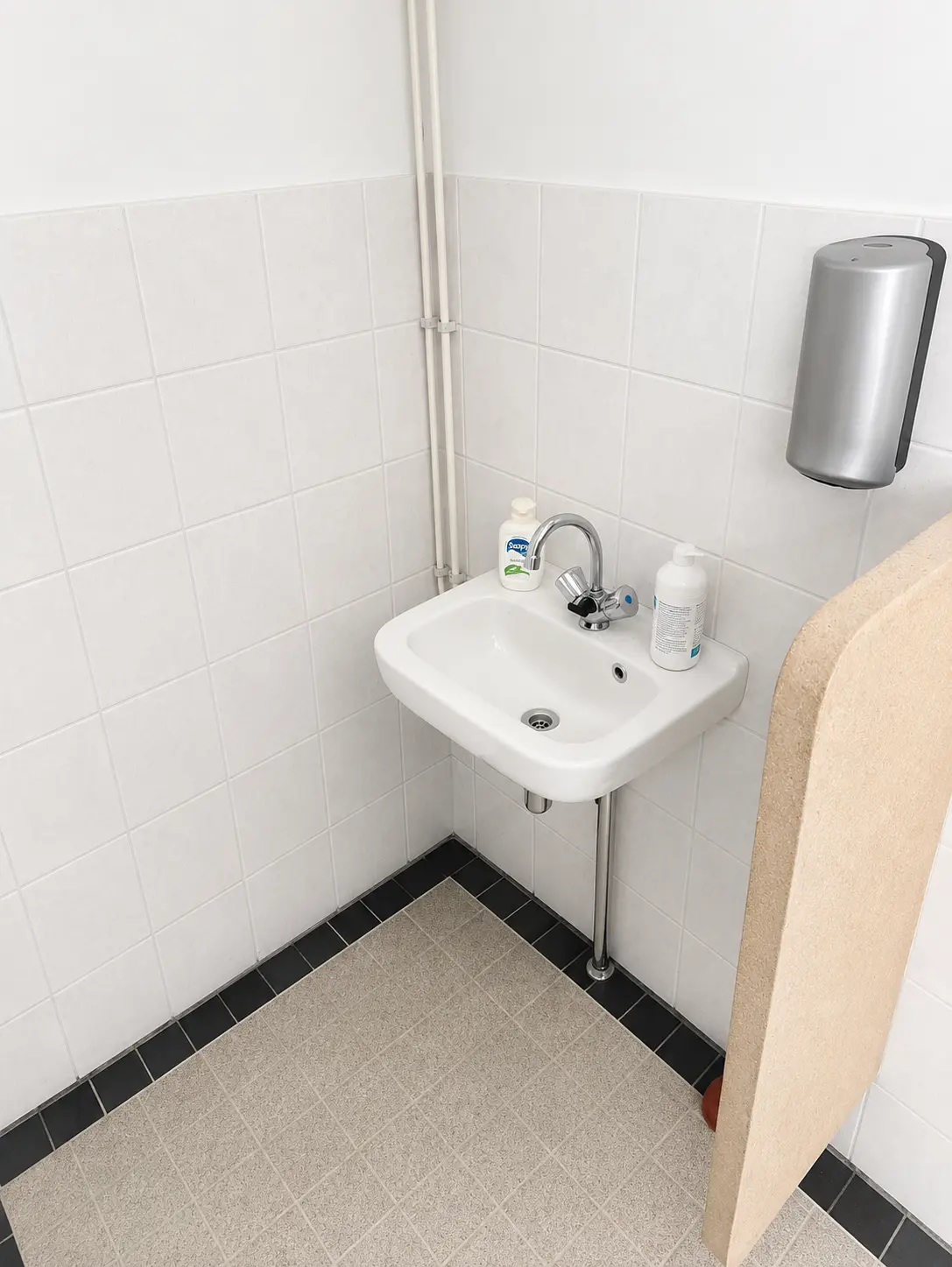 Wasruimte bij het sanitair