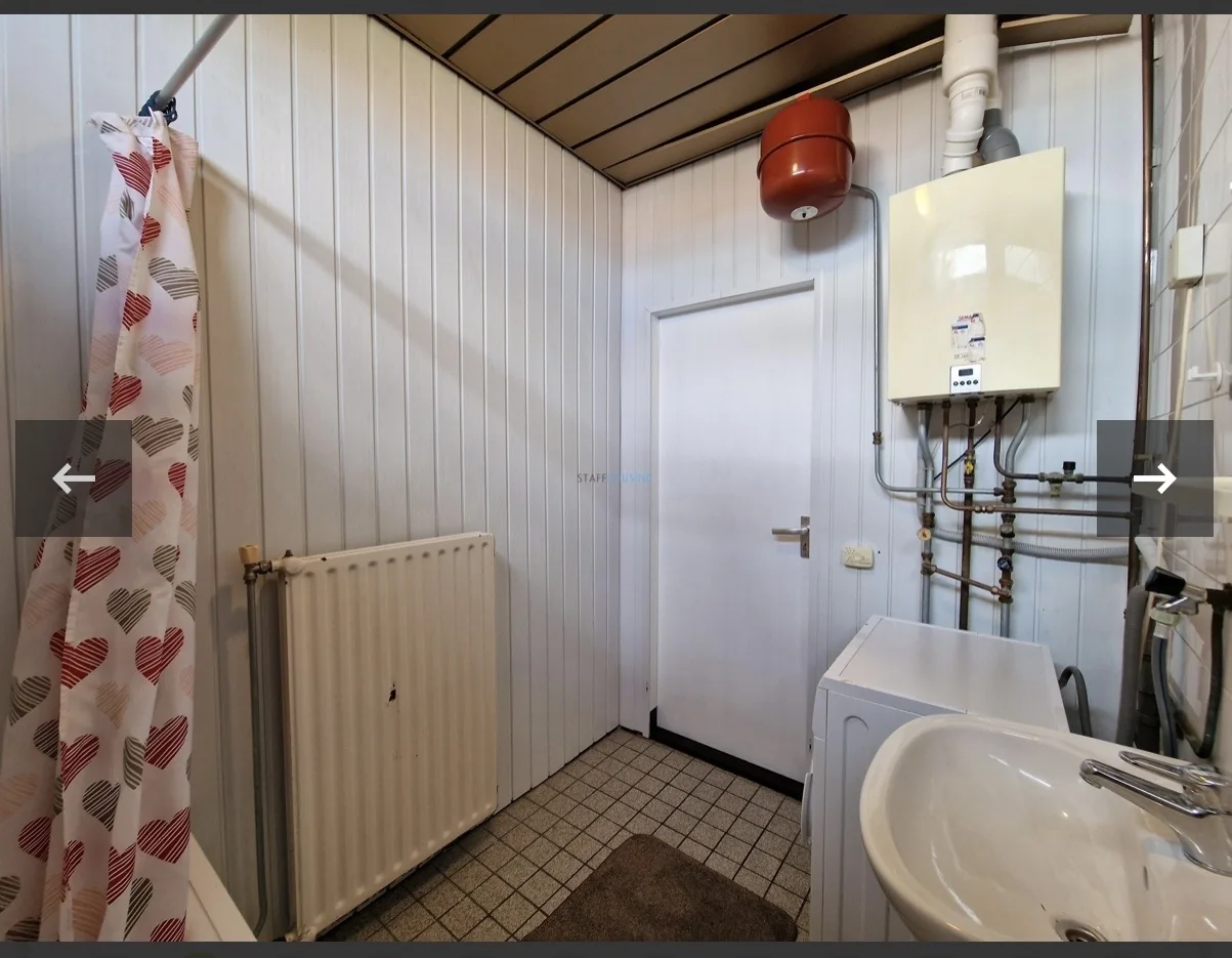 Badkamer vanuit tweede hoek